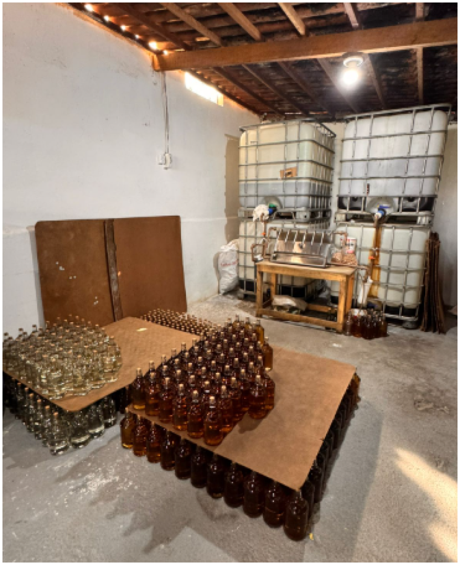 Mais um depósito de bebidas ilegais é fechado na Paraíba e dono é preso após apreensão de 4 mil garrafas